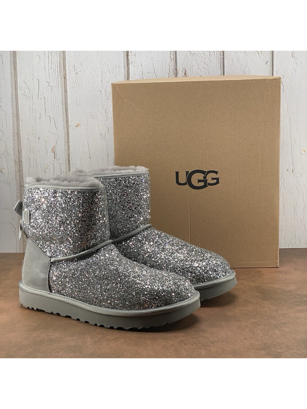UGG Classic Mini Bow Cosmos Boots Silver Sparkle Women’s Size 10